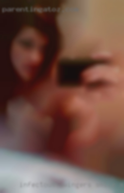 Infectous swingers smile and easy going in Lorimor Iowa..